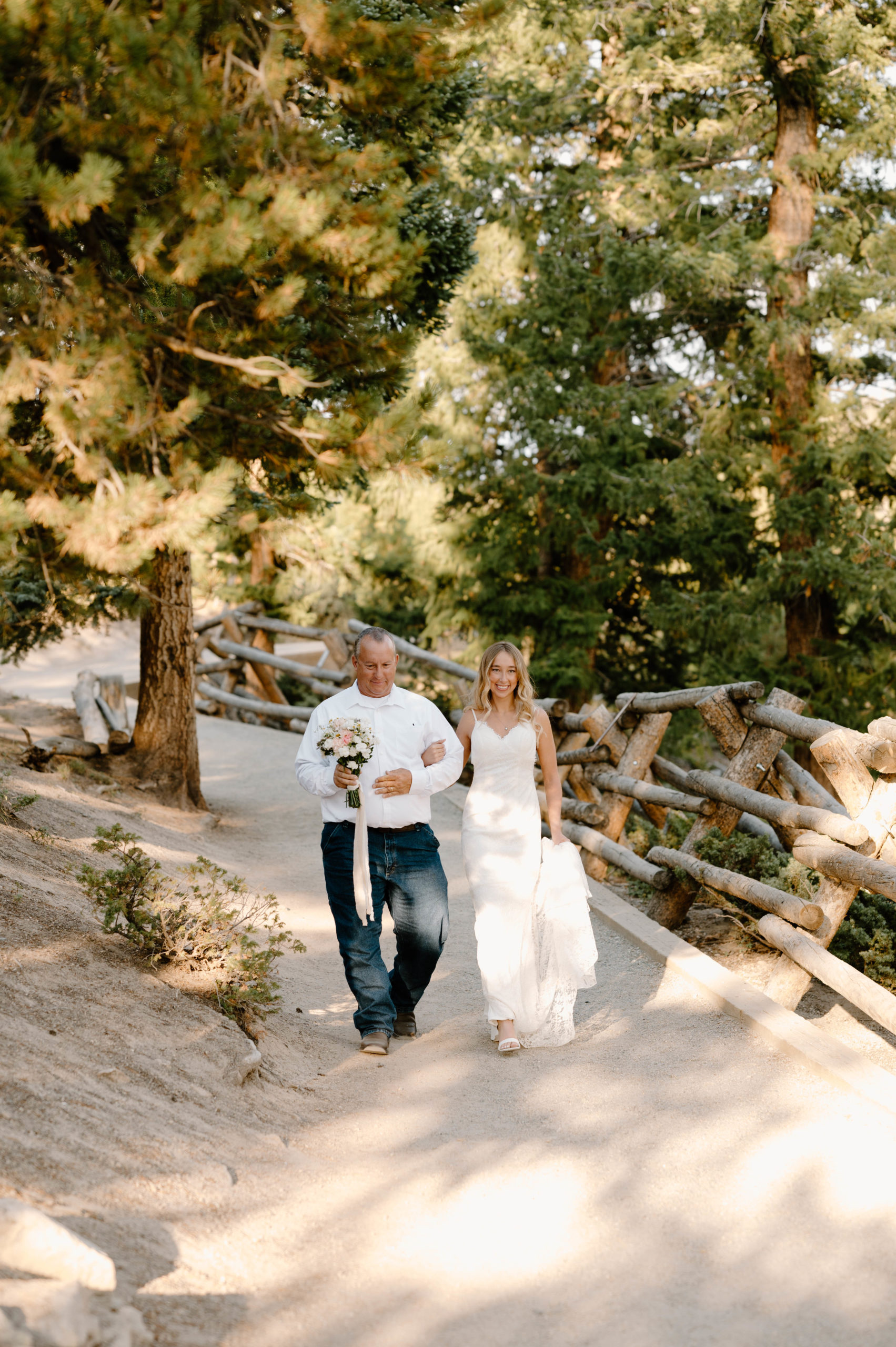 A stunning Breckenridge Colorado Elopement with amazing mountain views! 