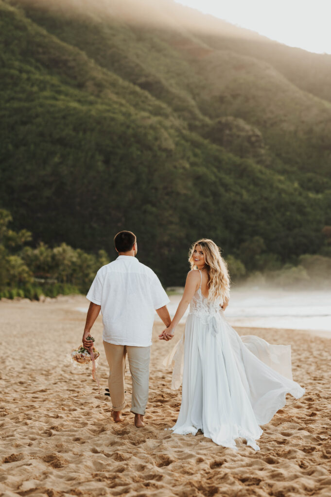 Hawaii beach elopement  | beach wedding in Kauai | Beach wedding | destination wedding 